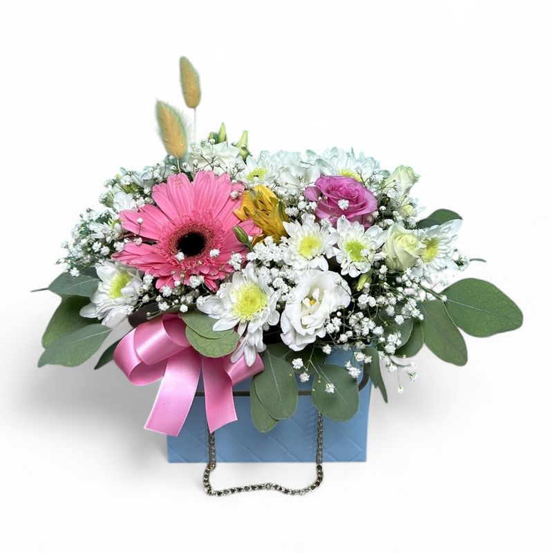 M08 - Mixed Flowers in a bag