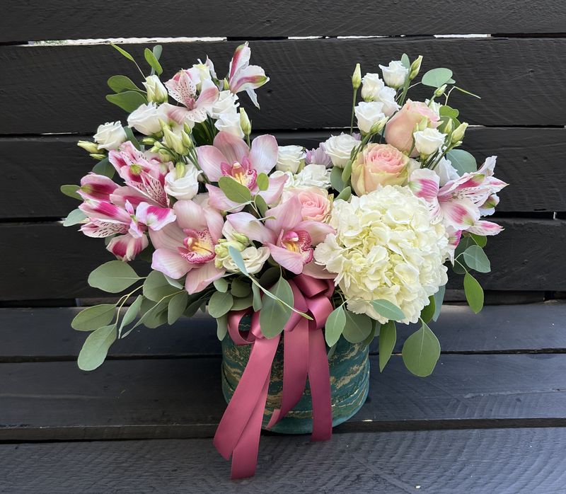 M15 - Mixed Flowers in a box