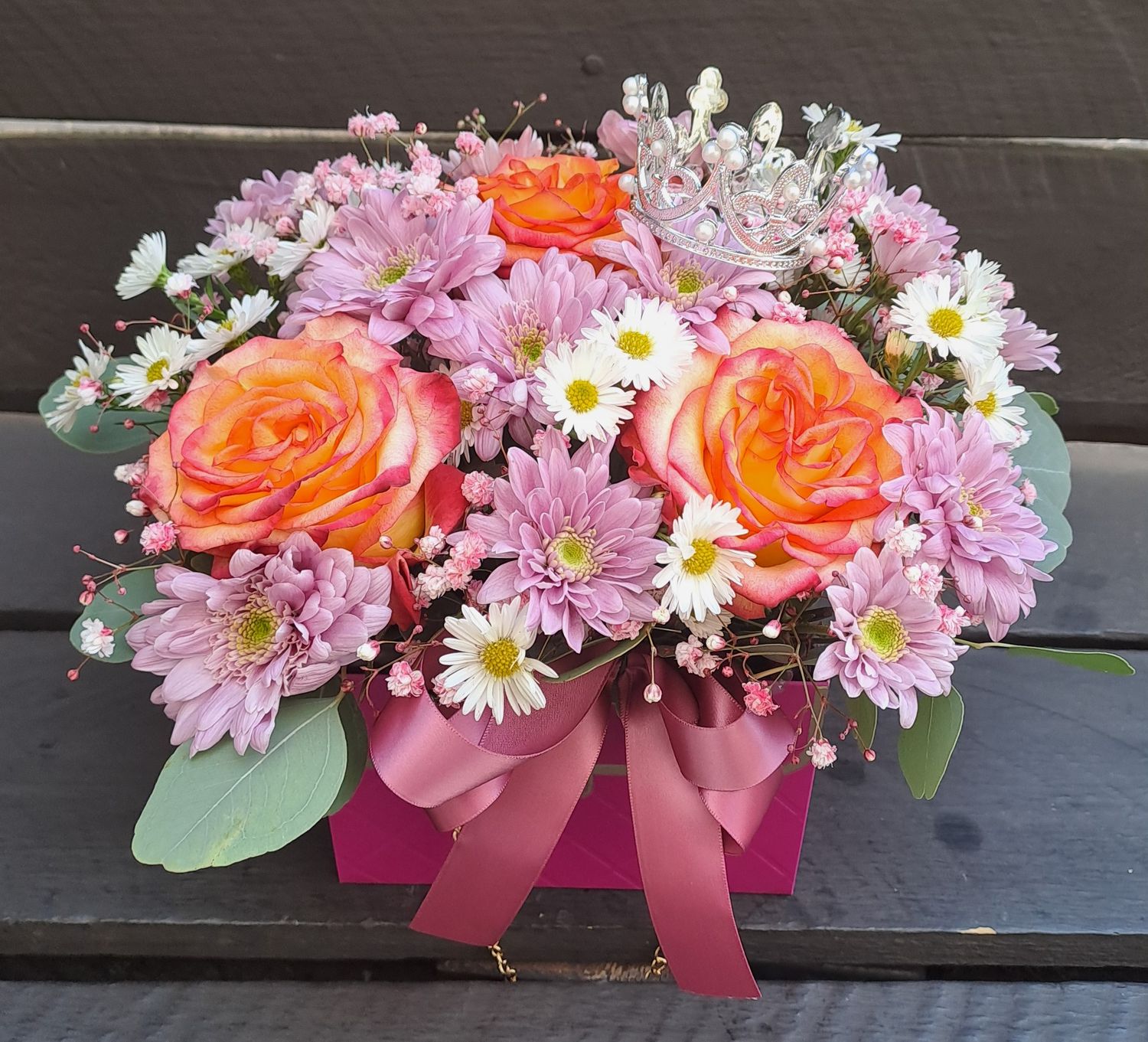 M02 - Mixed Flowers in a box