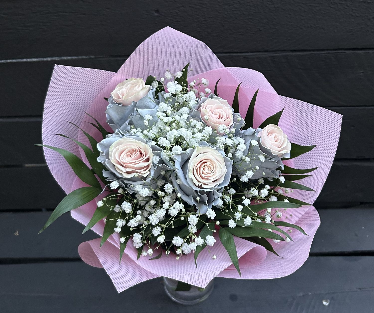 B02 - Candy Dyed Roses Bouquet