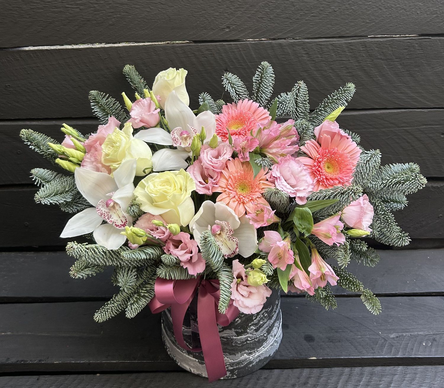 M07 - Mixed Flowers in a box