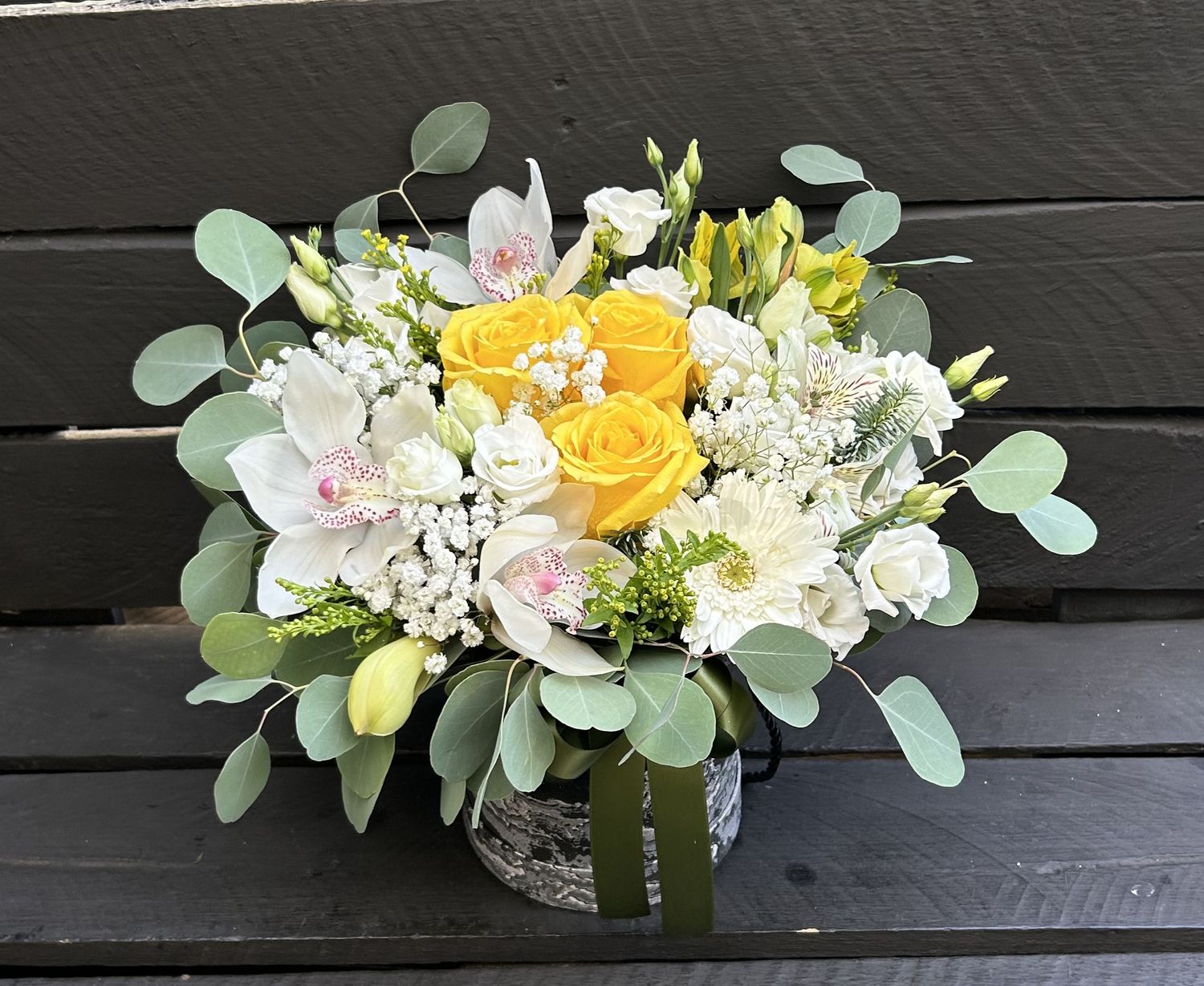 M03 - Mixed Flowers in a box