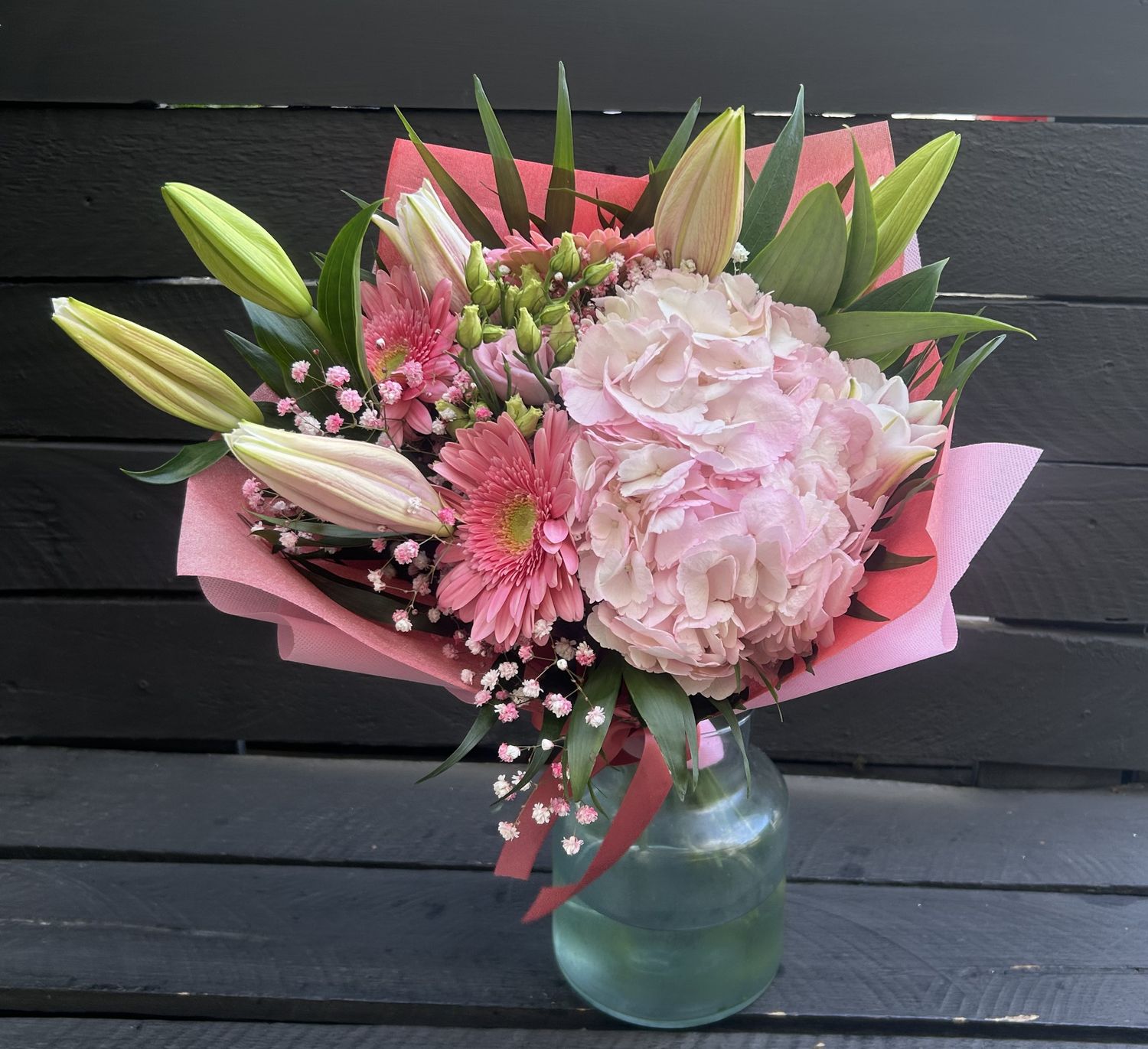 B02 - Mixed Flowers Bouquet
