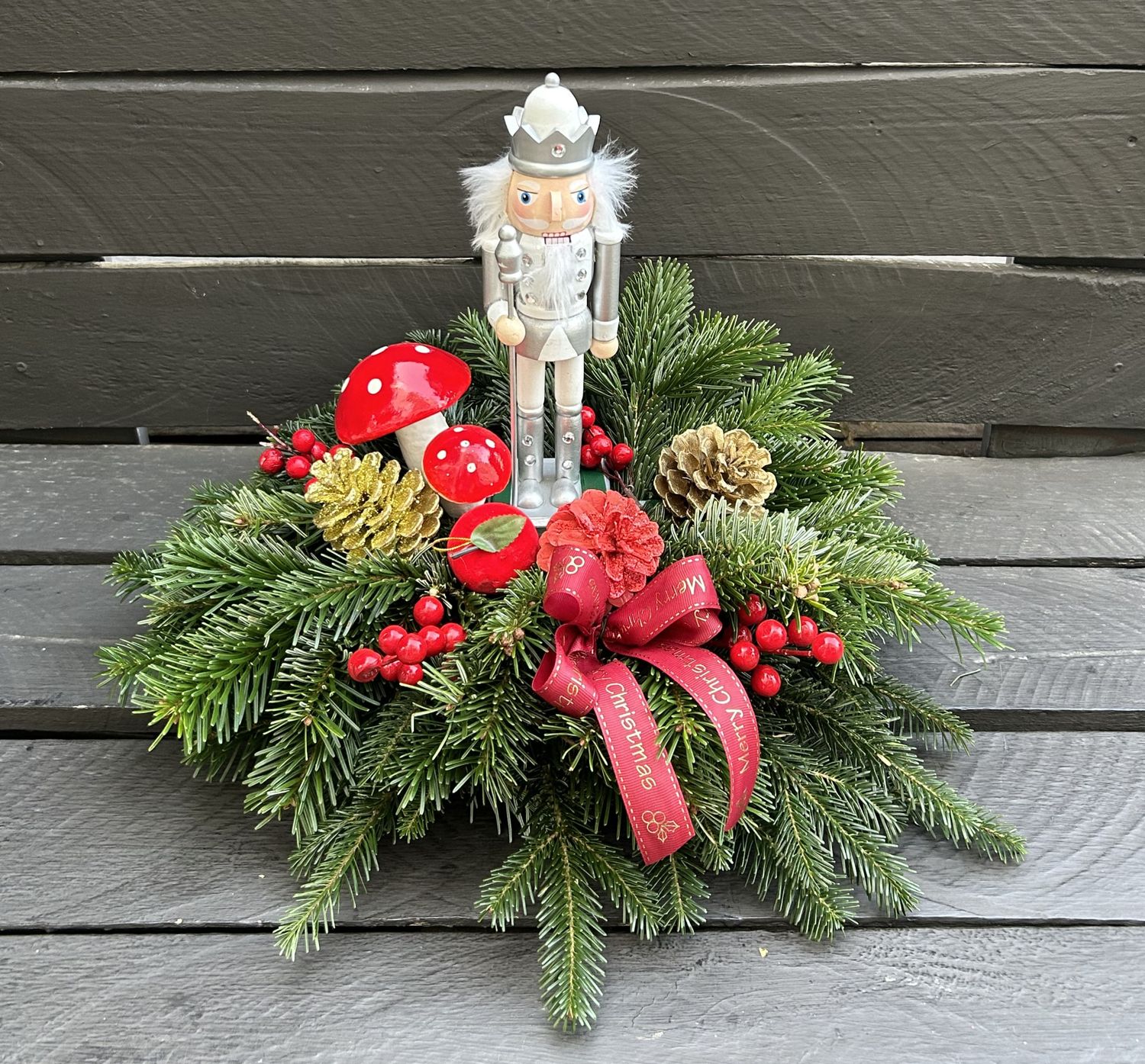 X21 - Christmas Arrangement