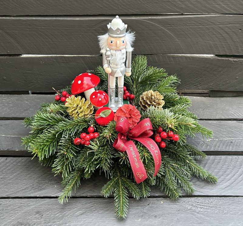 X21 - Christmas Arrangement