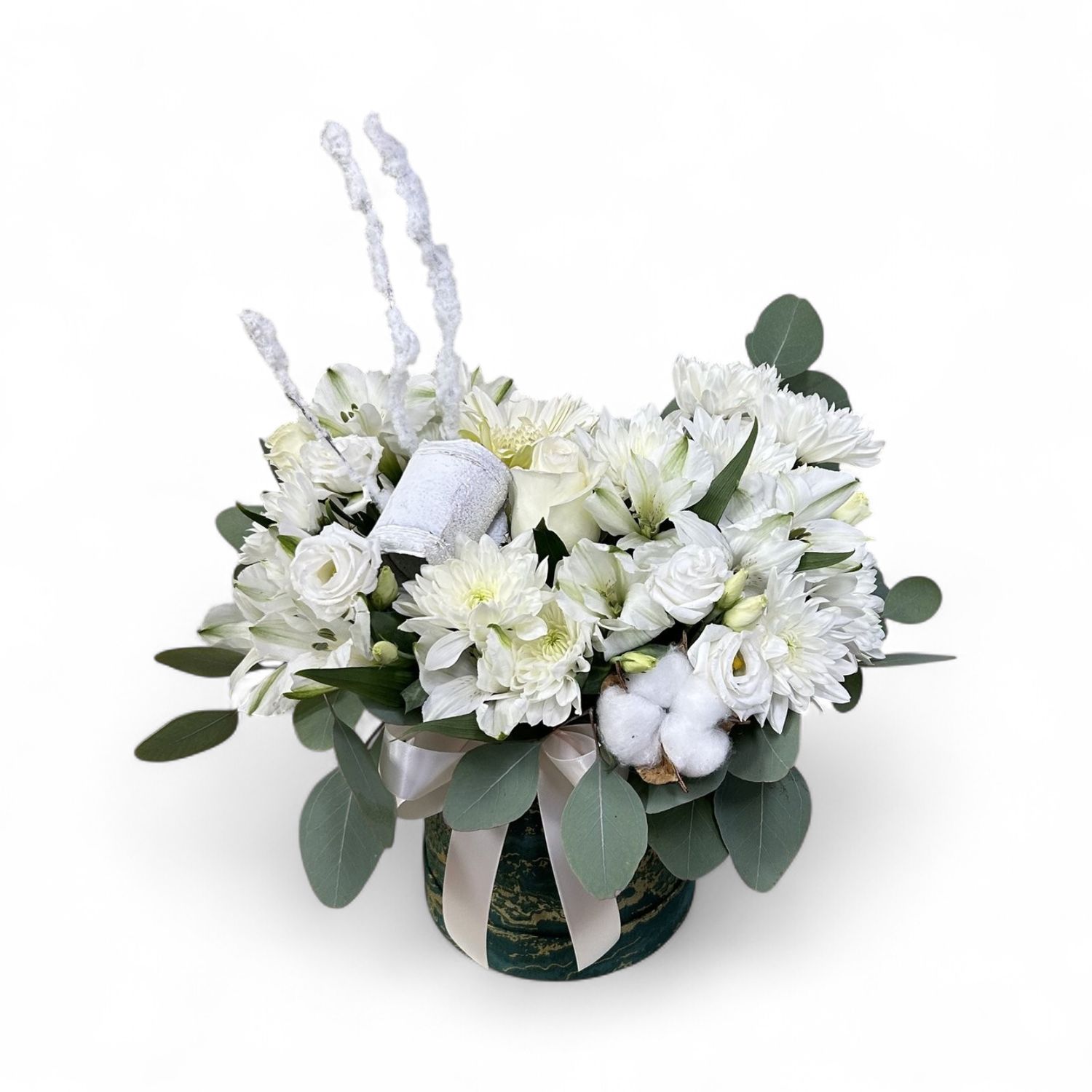 M11 - Mixed Flowers in a box