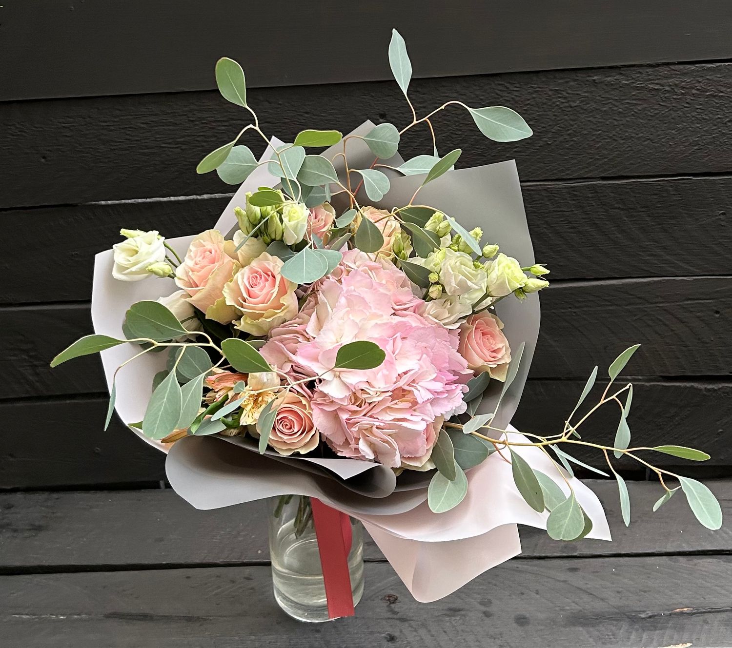 B03 - Mixed Flowers Bouquet