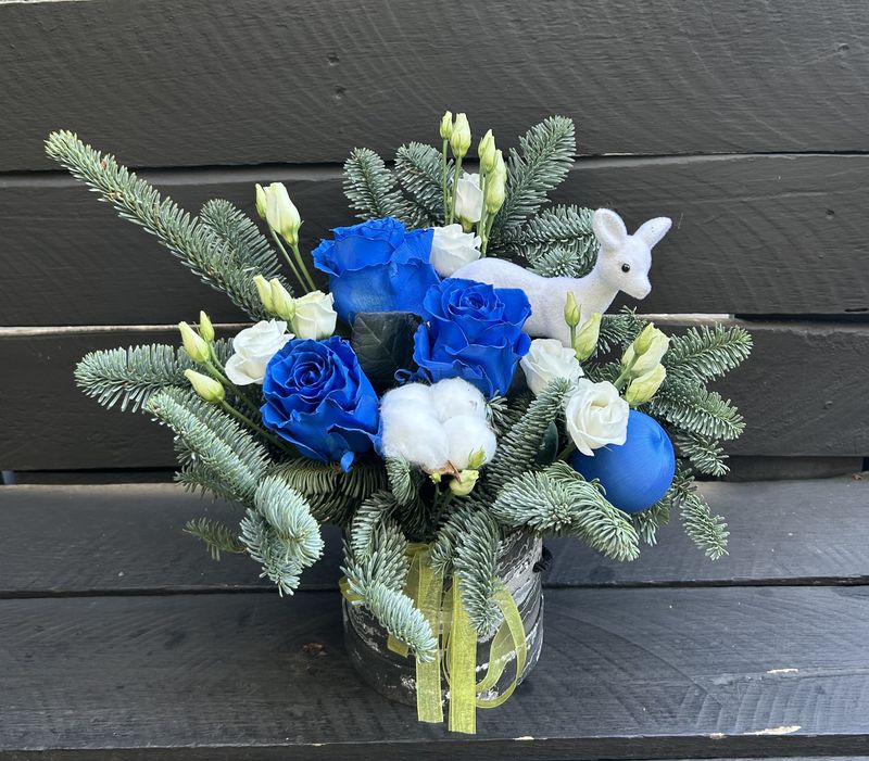 M07 - Blue Christmas Box