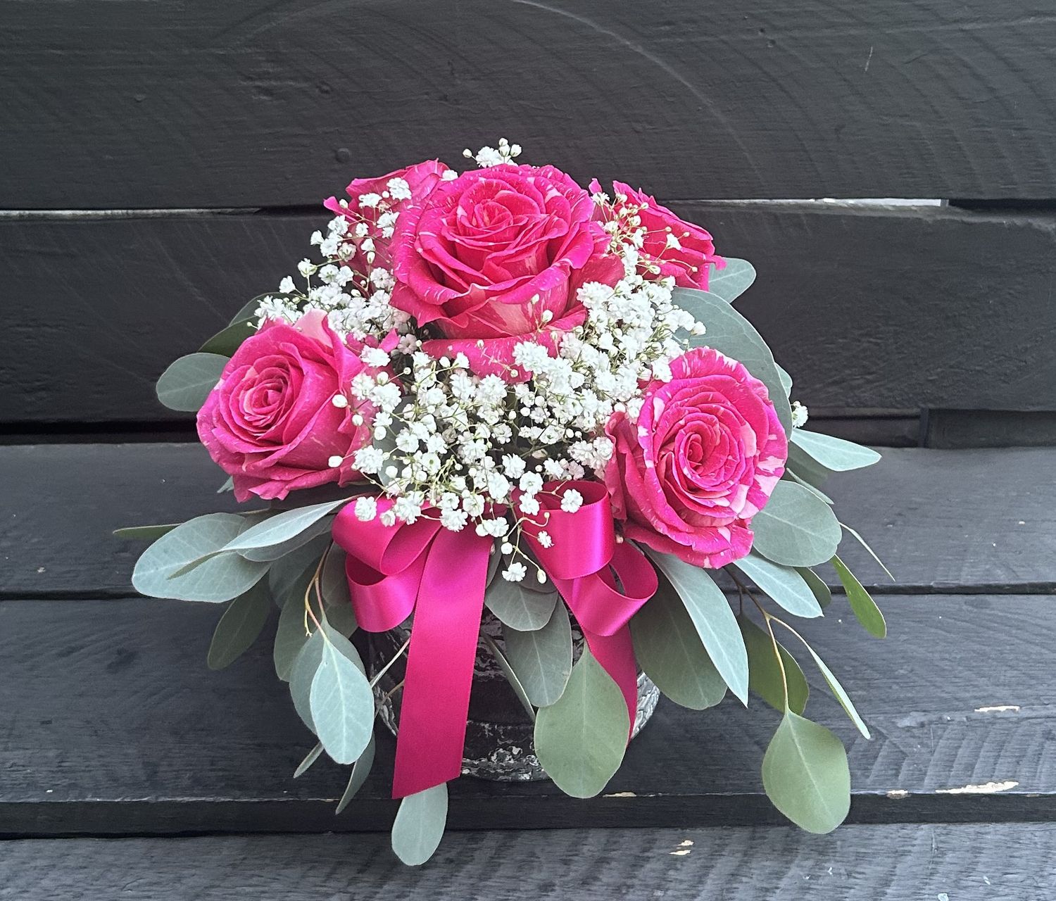 M11 - 5 Pink Roses in a box