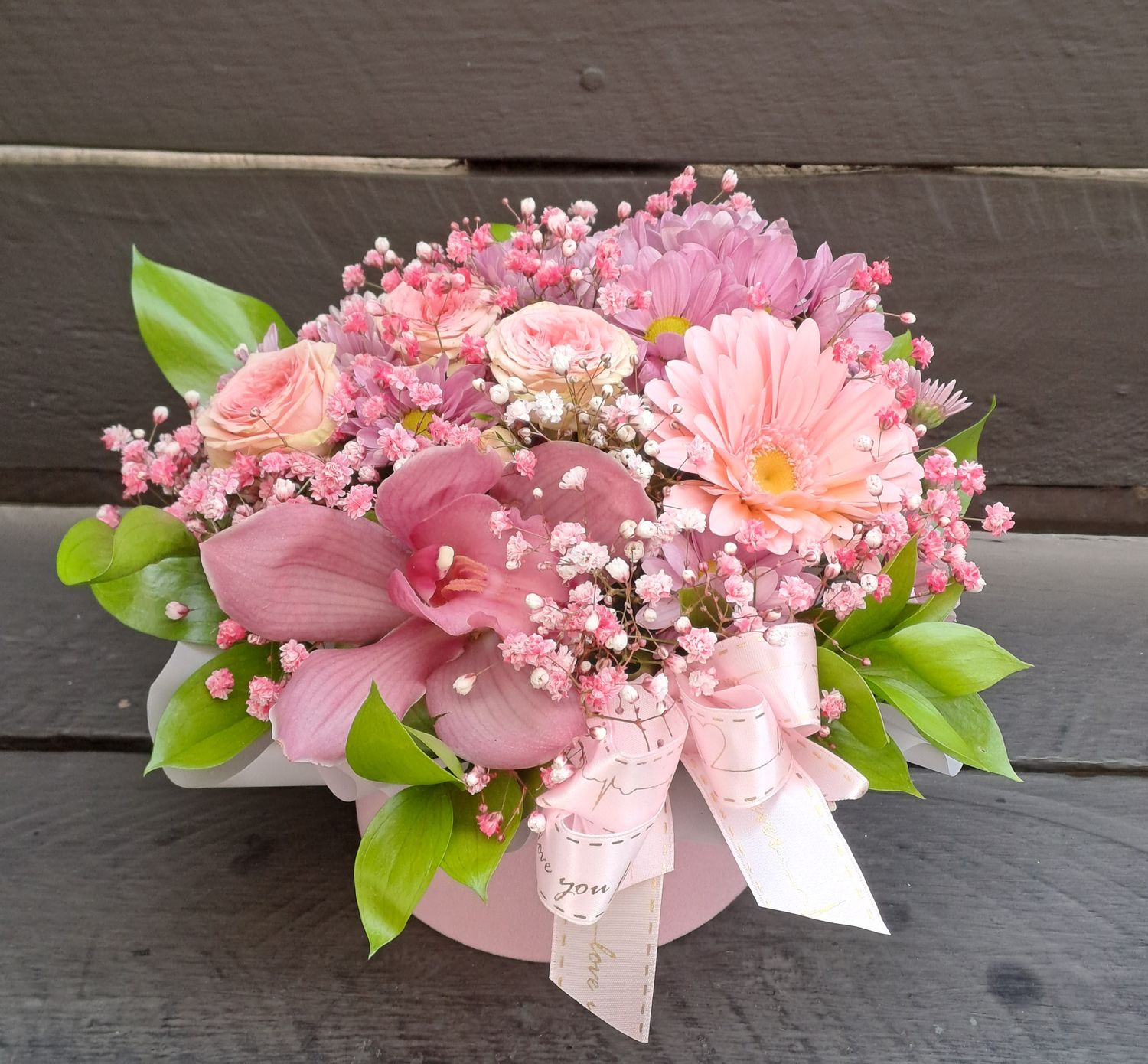 M03 - Mixed Flowers in a box