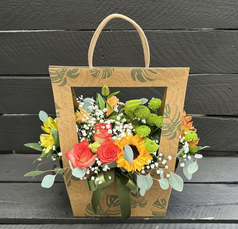 M04 - Mixed Flowers in a bag