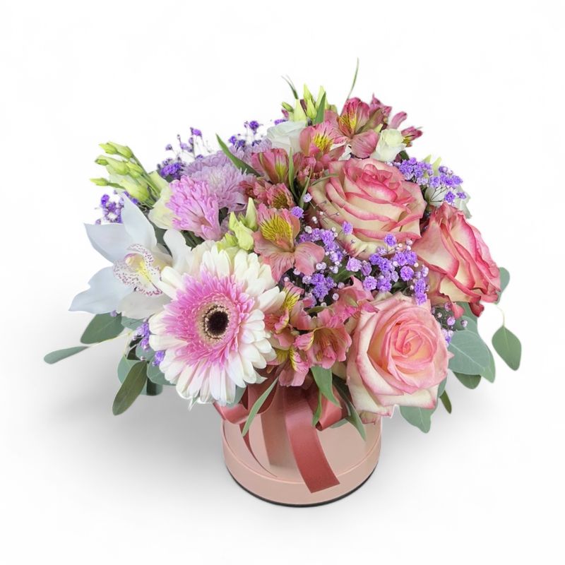 M06 - Mixed Flowers in a box