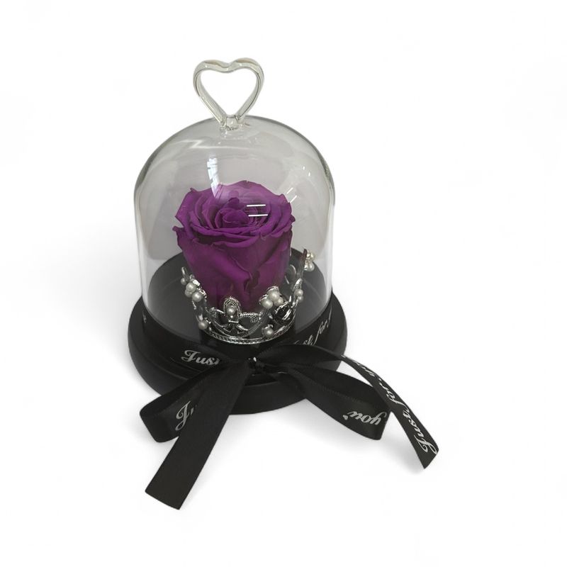 R26 - Purple Forever Rose in glass with crown (12,5x16 CM)
