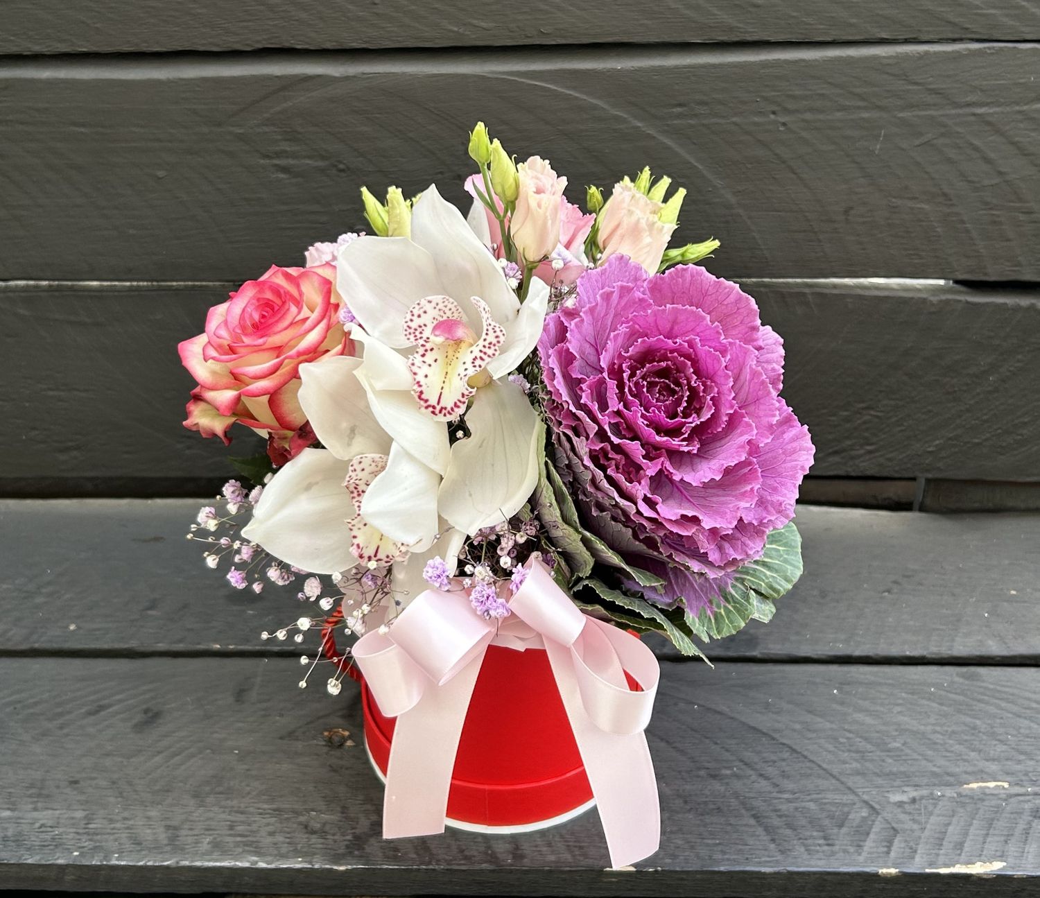 M05 - Mixed Flowers in a box