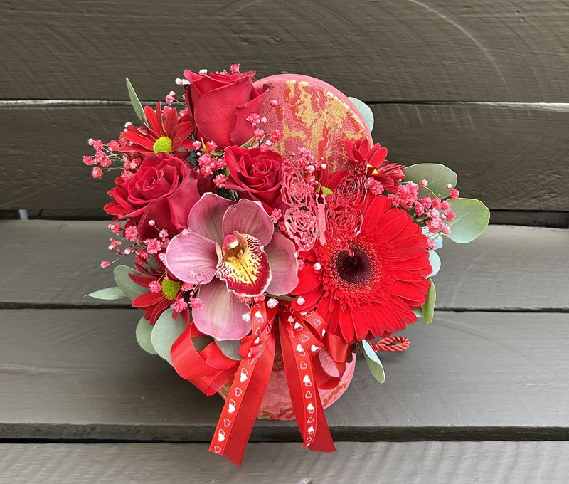 M13 - Mixed Flowers in a box