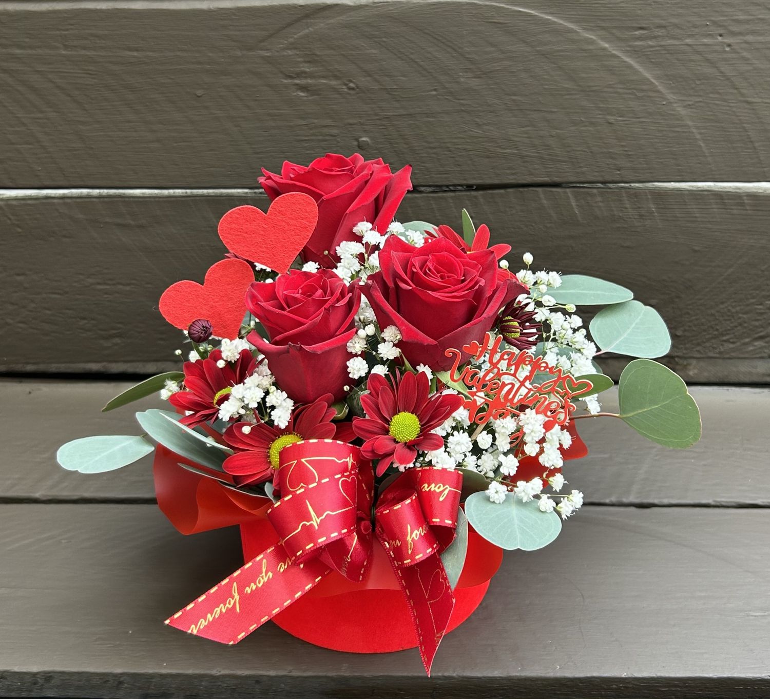 B2617 - Mixed Flowers in a round box