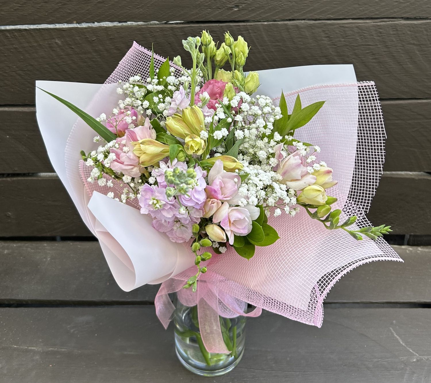 B05 - Mixed Flowers Bouquet