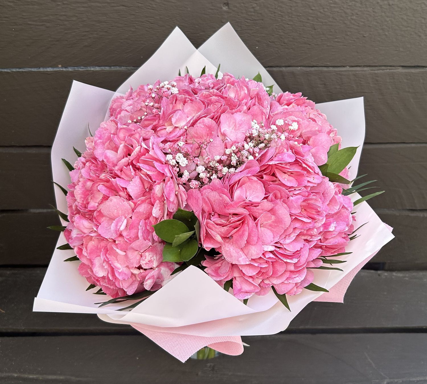 B10 - 5 Hydrangeas Bouquet