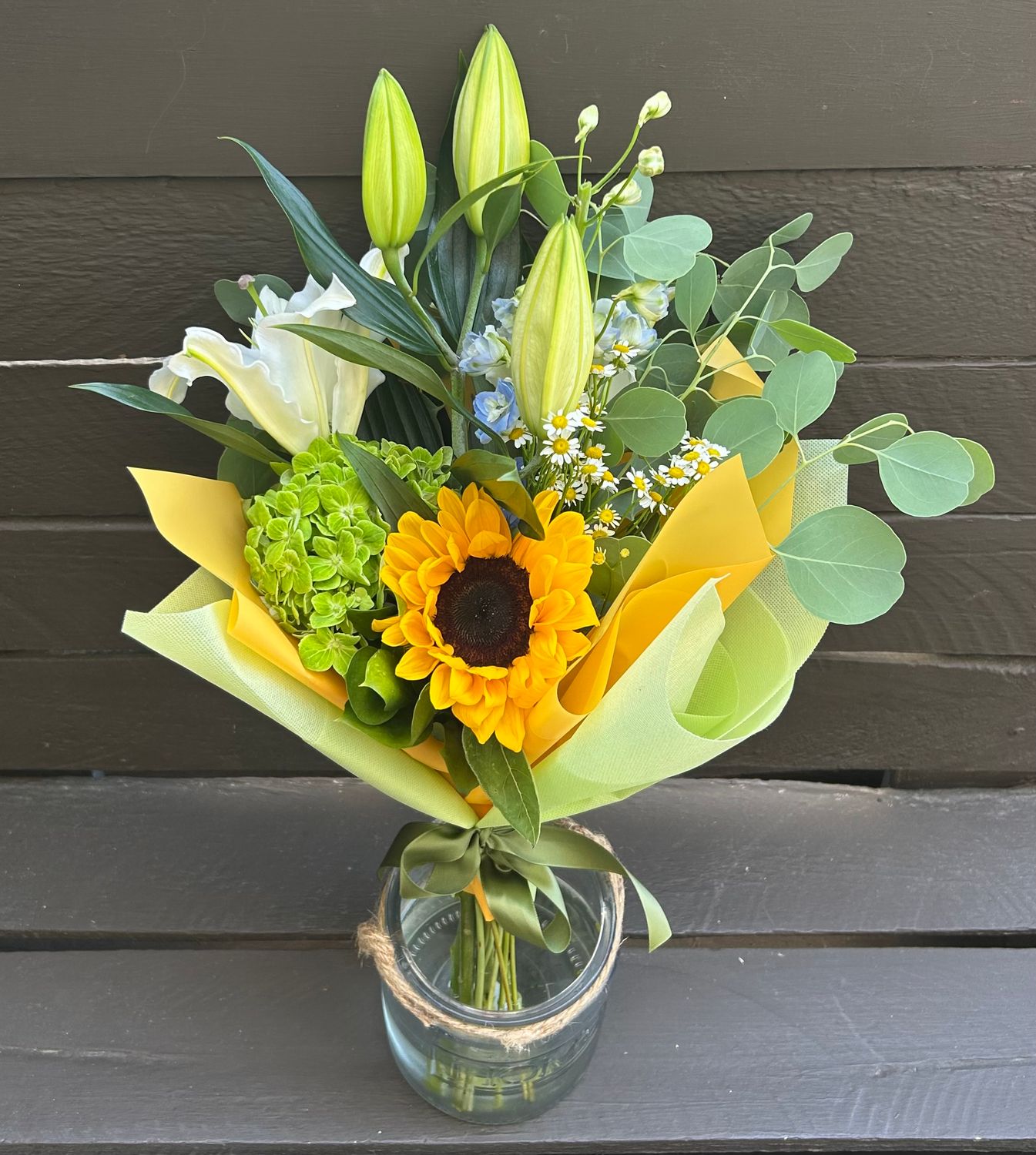 B05 - Mixed Flowers Bouquet