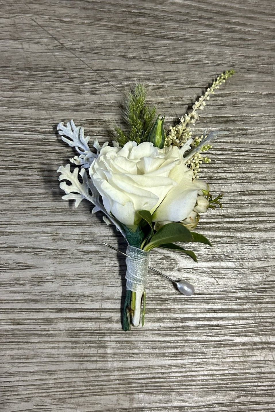 Attire Blooms - Boutonniere Attire Blooms - Boutonniere