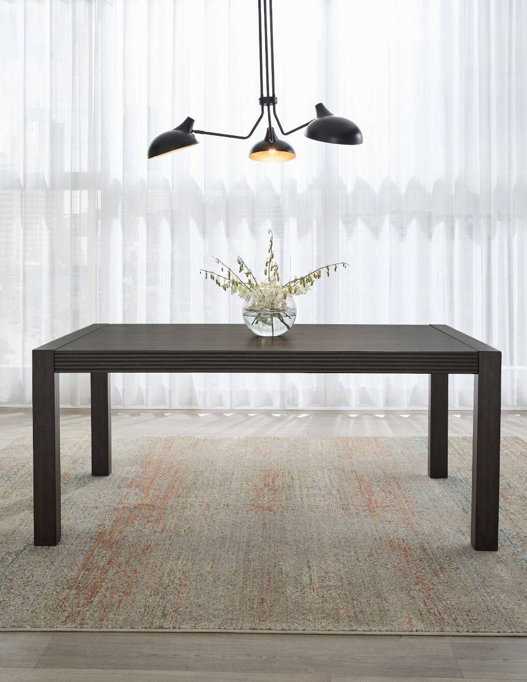 Modern Edge Rectangular Leg Table