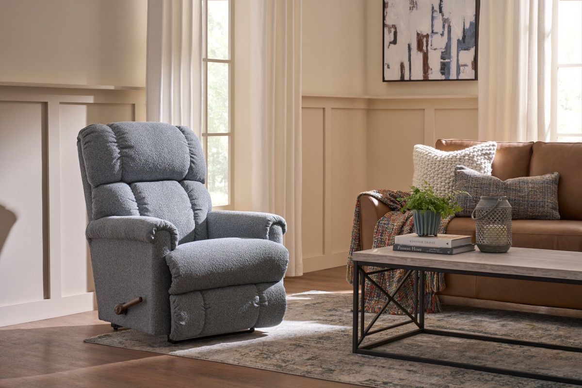 Pinnacle Wall Recliner