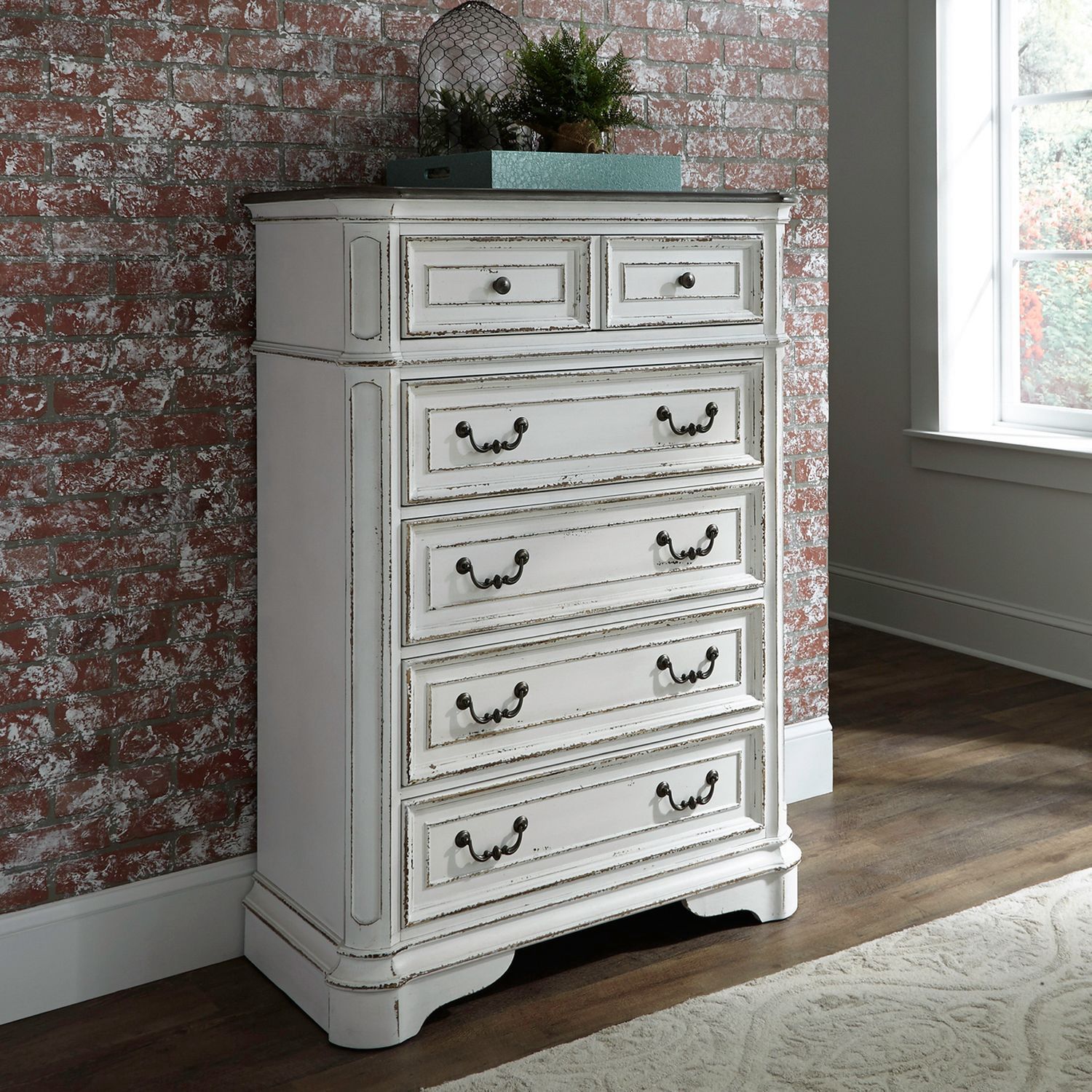 Magnolia Manor 5 Drawer Chest, Finish: Antique White &amp; Weathered Bark
