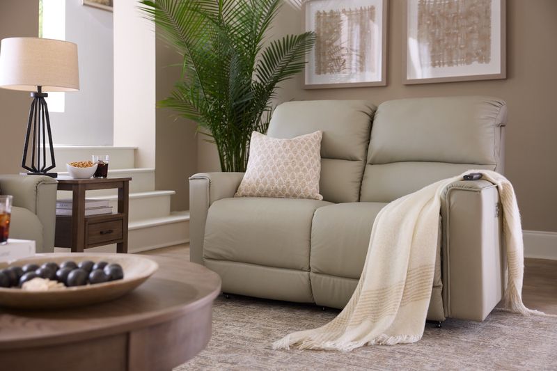 Cade Reclining Loveseat