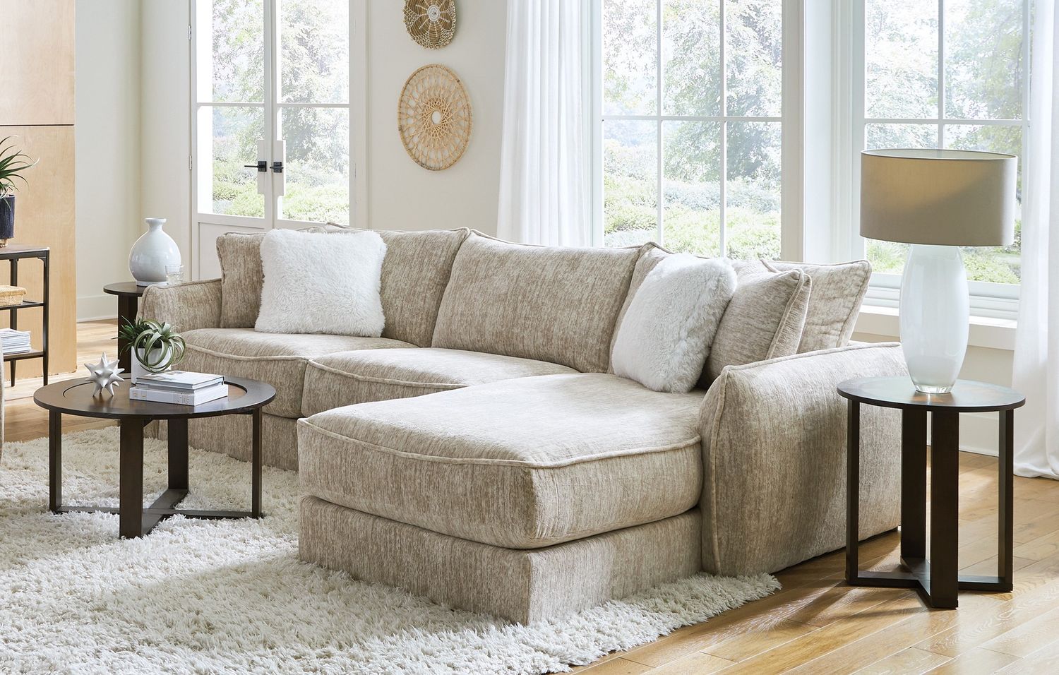 Bucktown RSF Chaise Sofa