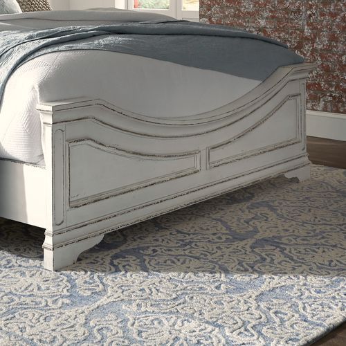 Magnolia Manor Queen Poster Bed - Antique White