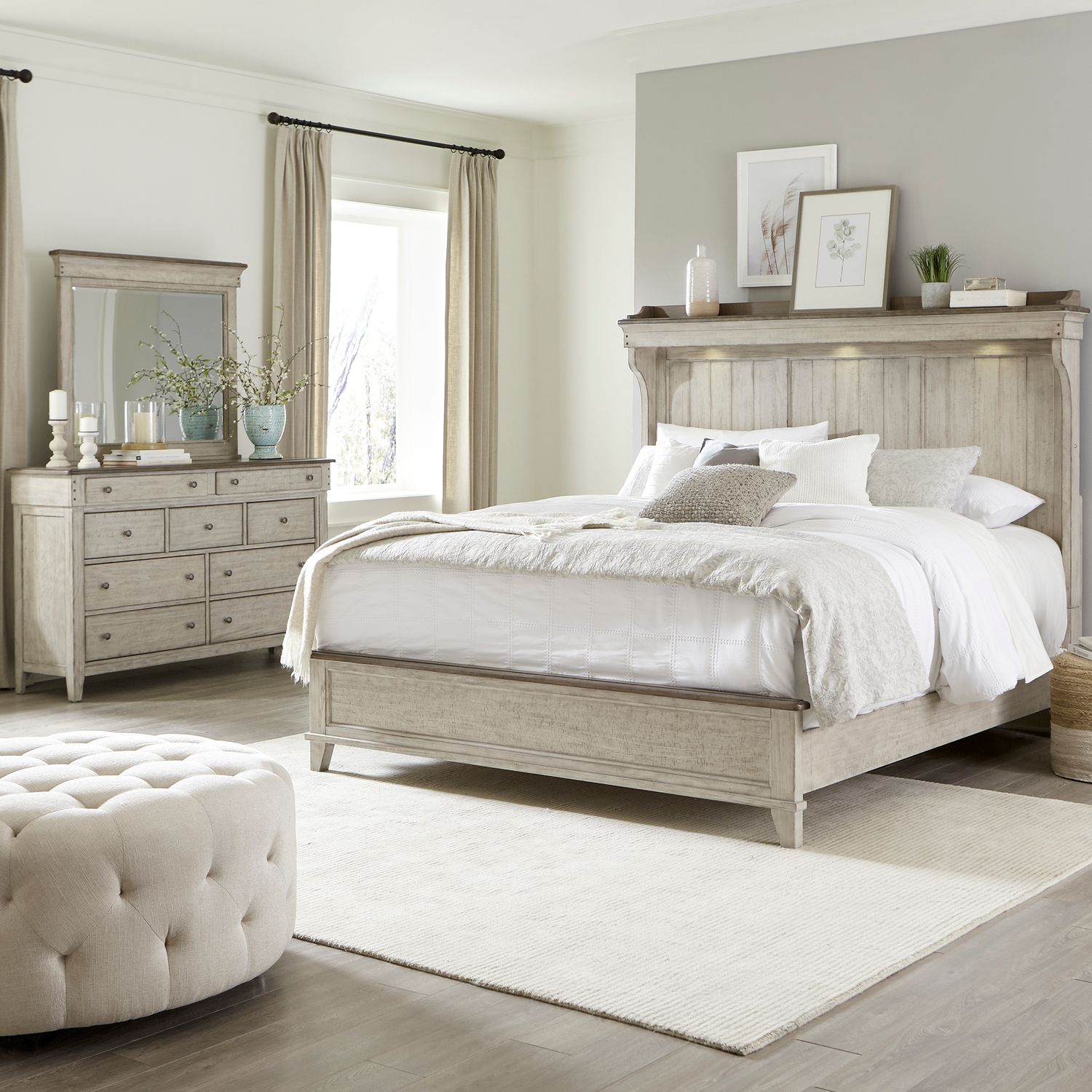 Ivy Hollow Queen Mantle Bed, Dresser &amp; Mirror