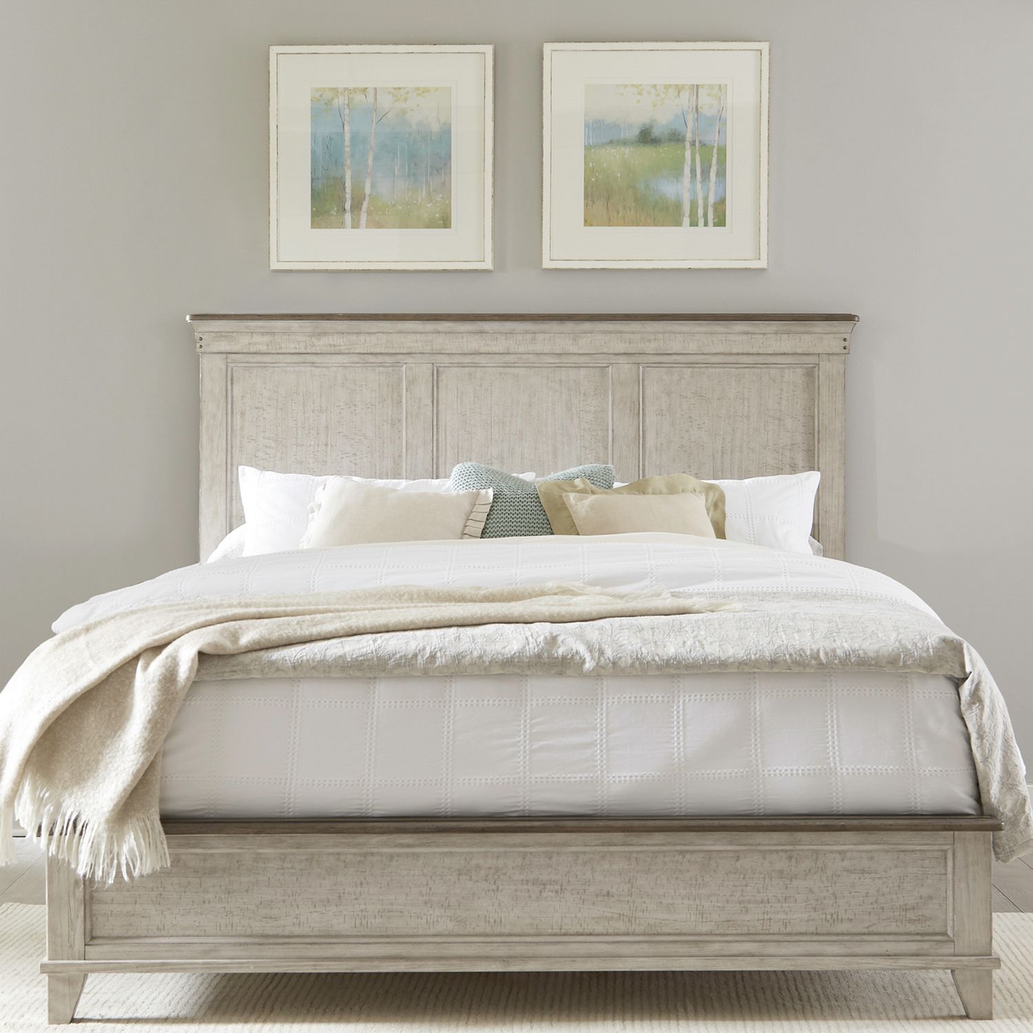 Ivy Hollow Queen Panel Bed