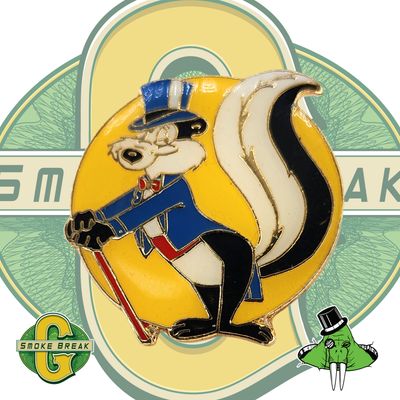 1993 Pepe Le Pew Warner Bros. Vintage Lapel Pin