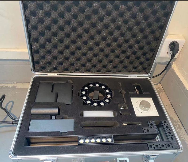 Testing case for Black Magnetic Lighting Track