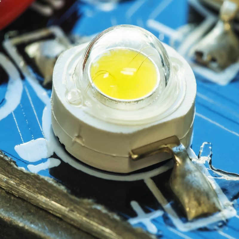 High Power LED, Warm White 3.000K 260lm, 3.2-3.6V 3W 700mA