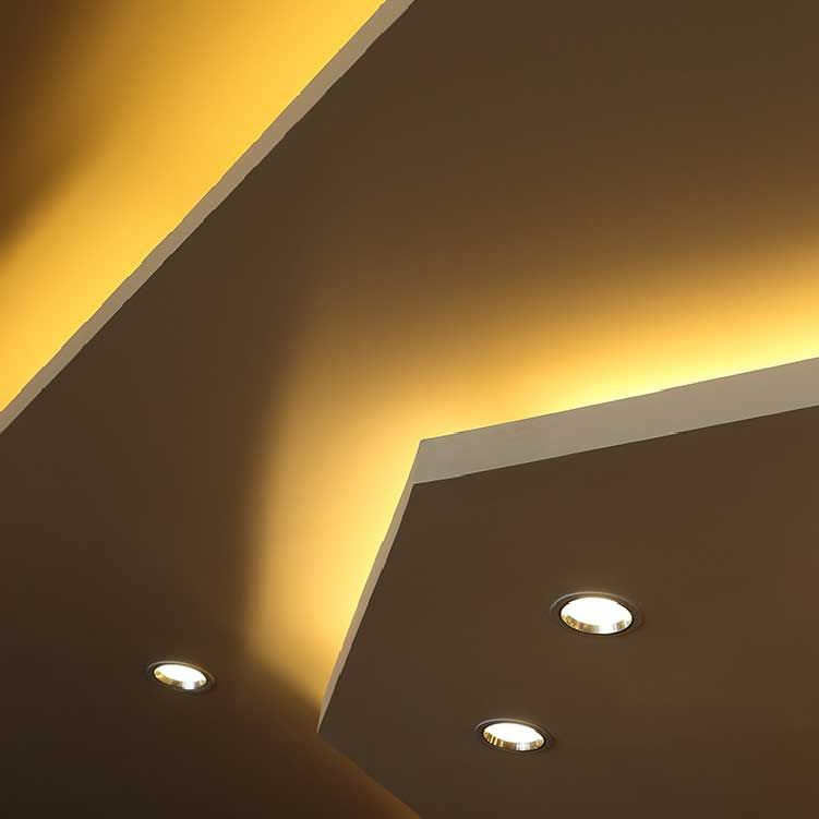 10mm SMD2835 LED Strip Warm White 3000ºK 24V 19W/m 1700lm/m 240LED/m 16.4ft