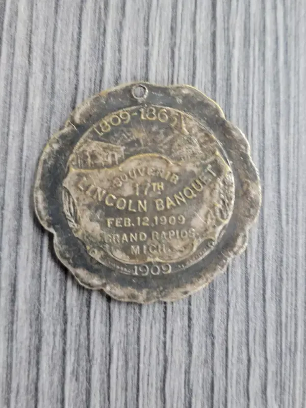 1909 Grand Rapids Michigan Abraham Lincoln dinner Token Medal Cunningham Plate