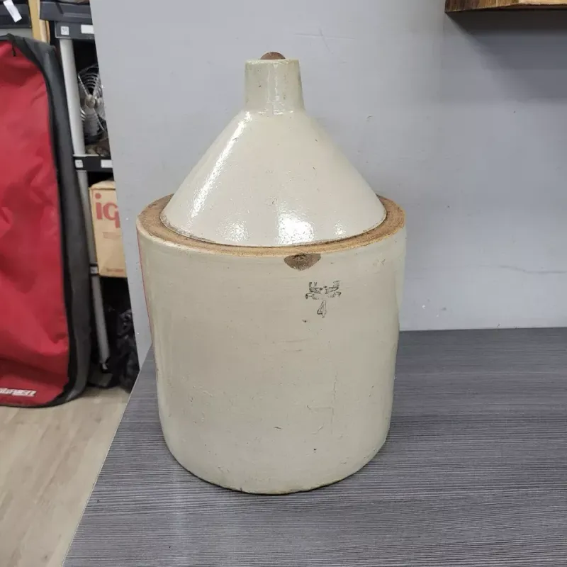 ANTIQUE US STANDARD EAGLE 4 GALLON 2 TONE STONEWARE CROCK JUG MOONSHINE WHISKEY