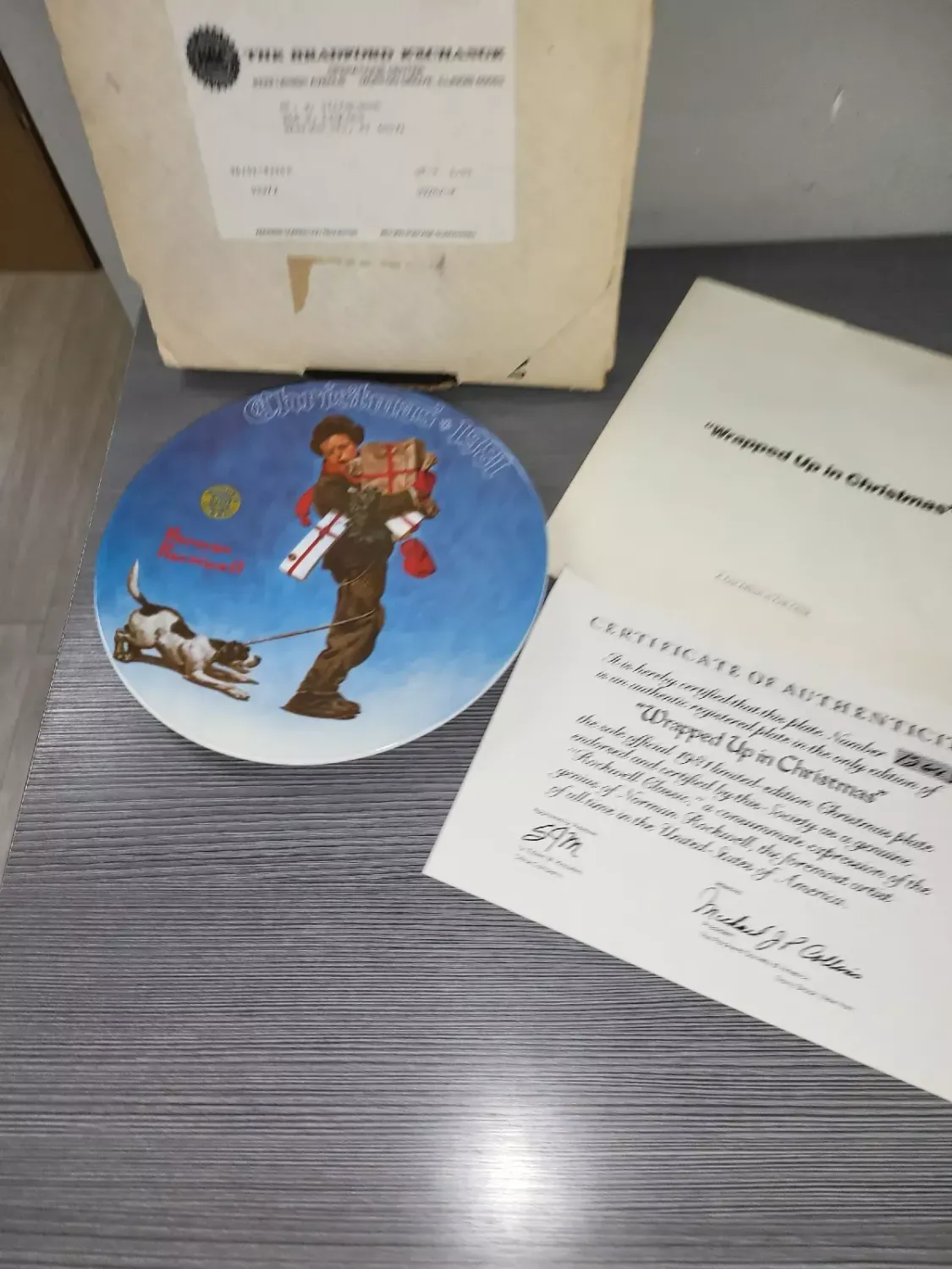 CHRISTMAS PLATE 1981 Knowles Norman Rockwell MAILBOX BOY N DOG