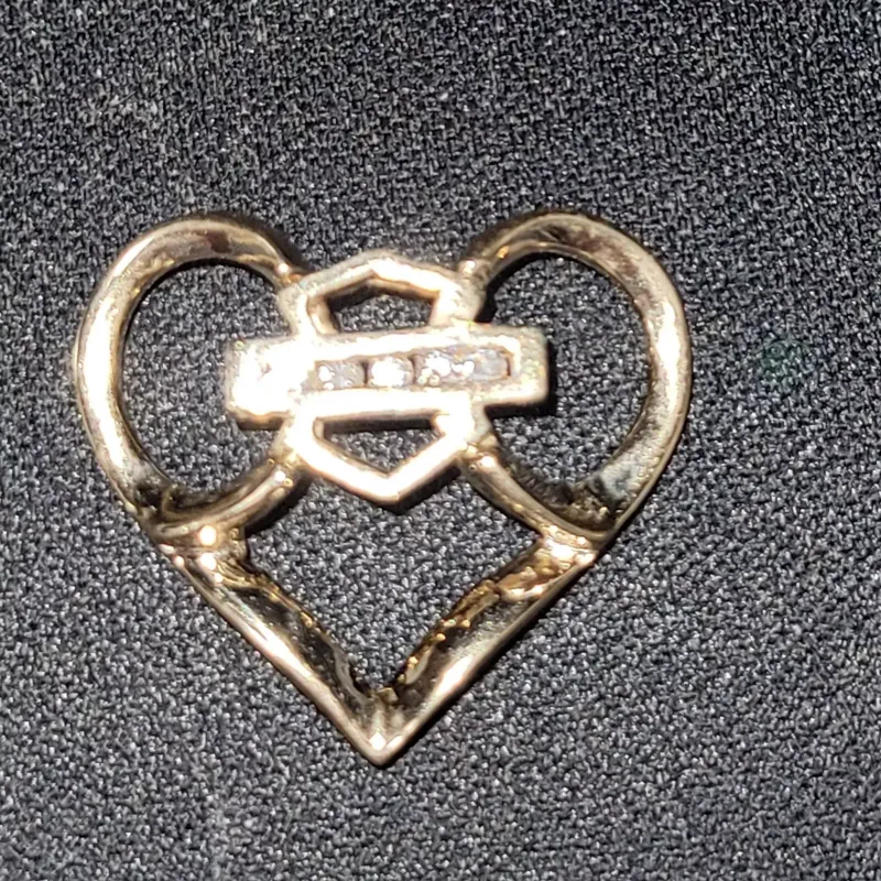 RaRe Harley Davidson black hills gold pendant w diamonds 4.4g 10K