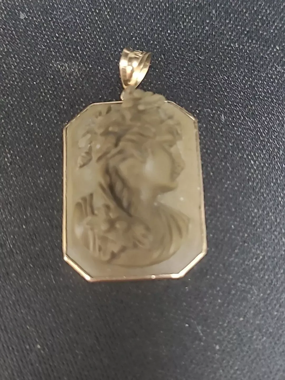 RaRe Victorian 14k yellow gold lava pendant classic diana 5.5g French & franklin