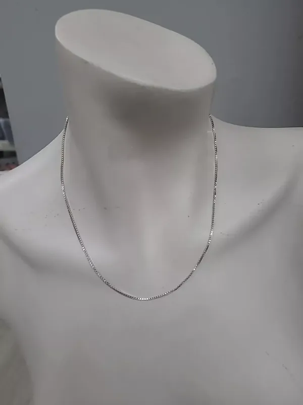 Sterling Silver Necklace 5 g 18" Box Chain Link Unisex Shines!