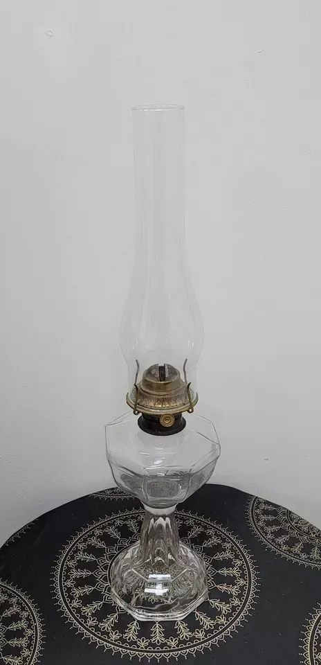 vintage 1891 octogon octiva victorian oil lamp glass vgc 22"
