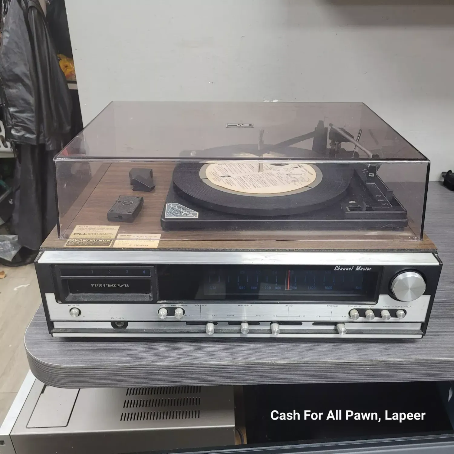 Vintage channel master hp6860a 8 Track am fm radio Deck retro READ