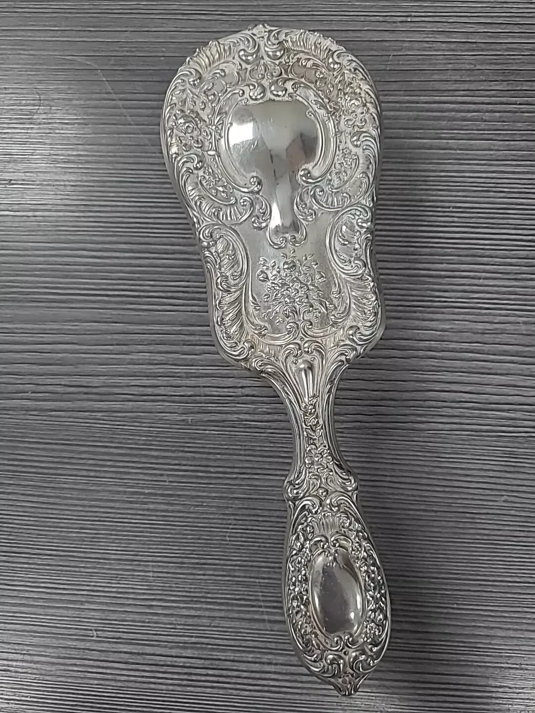 VINTAGE STERLING SILVER BRUSH 1902 158G ENGLISH VICTORIAN REPOUSSE