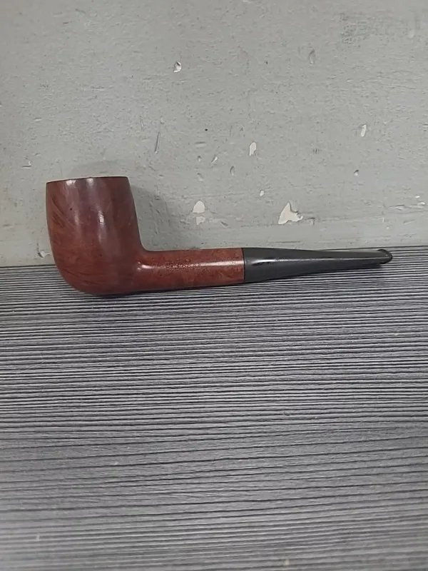 VINTAGE ST JAMES PIPE 185M VINTAGE ESTATE PIPE LONDON ENGLAND