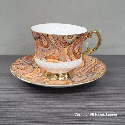 Cups & Saucers