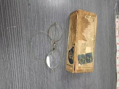 Eyeglasses