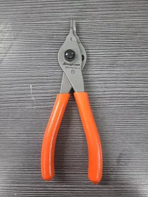 Pliers