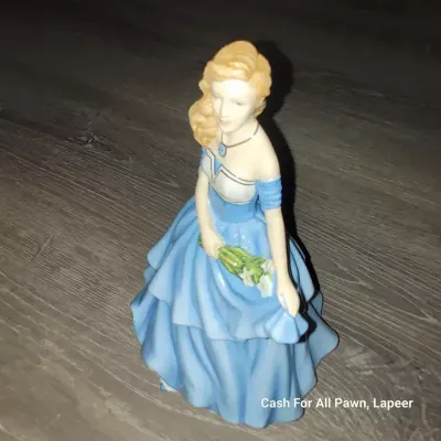 Sculptures & Figurines